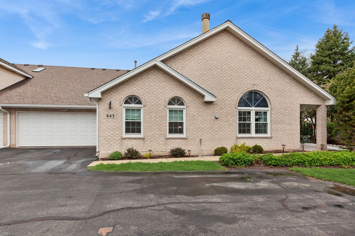 845 Havenshire Road, Naperville, IL 60565