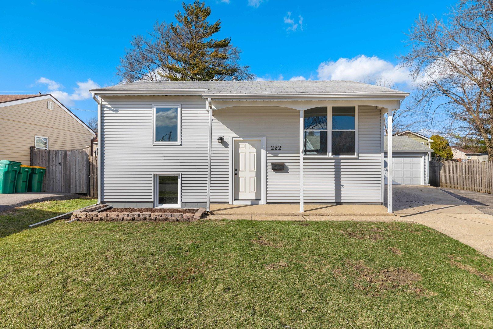 222 Pell Avenue — Romeoville, IL 60446