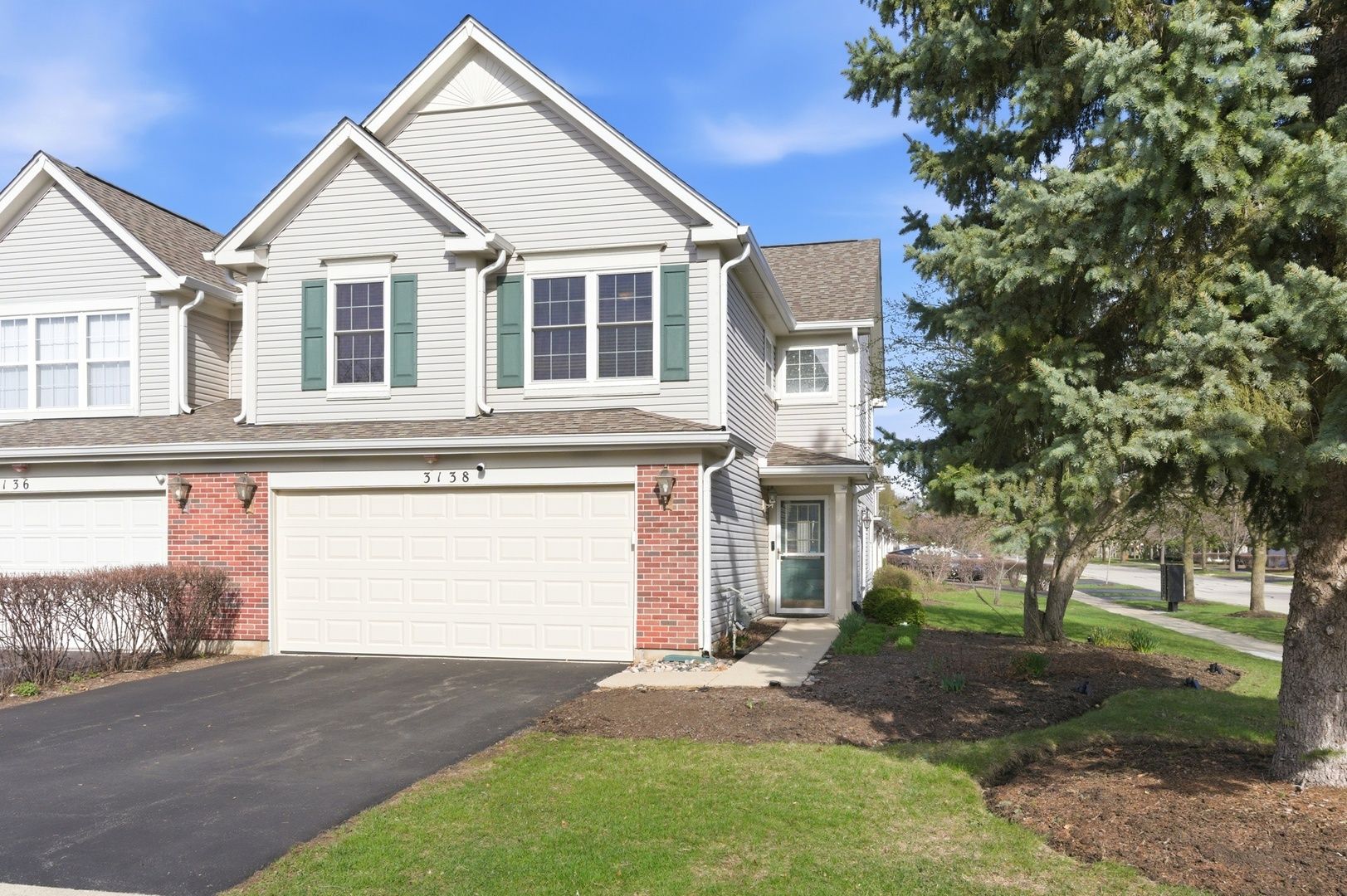 3138 REFLECTION Drive — Naperville, IL 60564