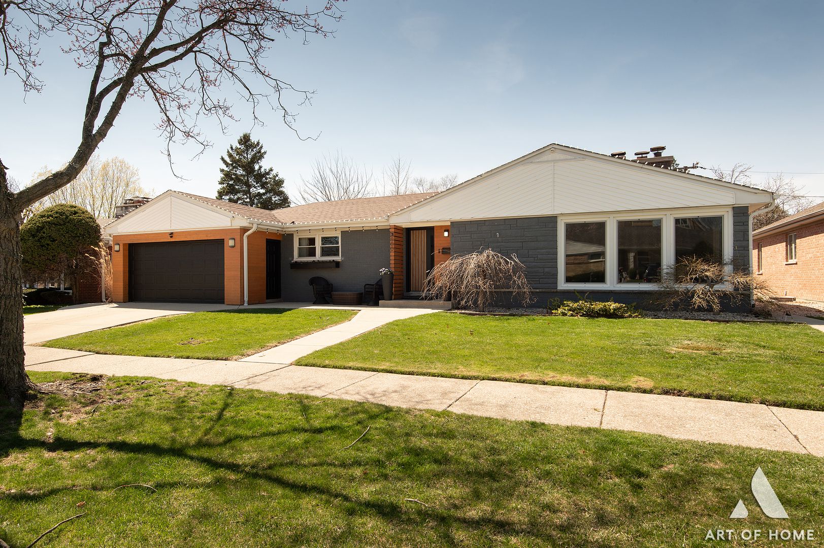 900 TOMAWADEE Drive — Park Ridge, IL 60068