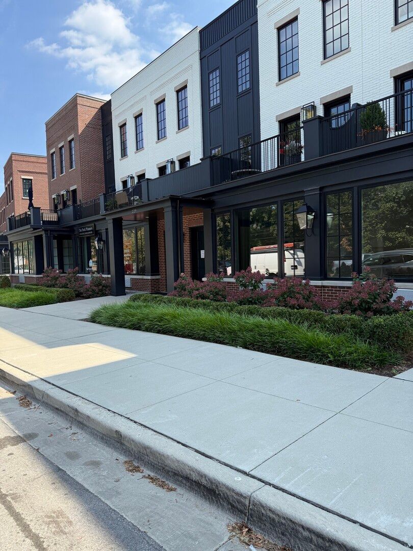 229 BURLINGTON Avenue #A — Clarendon Hills, IL 60514