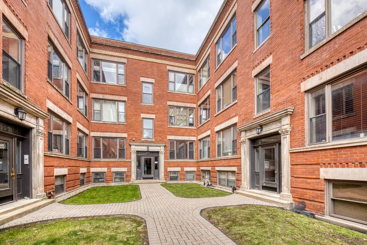 4140 Kenmore Avenue, Chicago, IL 60613