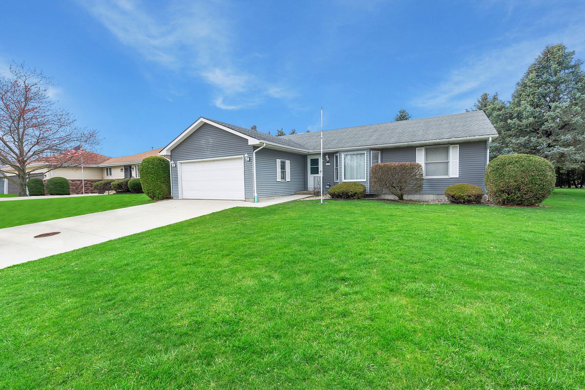 1200 2nd Street, Harvard, IL 60033