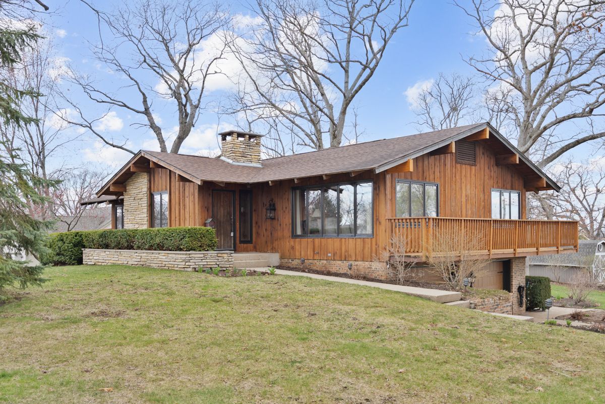 895 Stanford Drive — Marengo, IL 60152