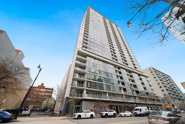 1720 Michigan Avenue — Chicago, IL 60616