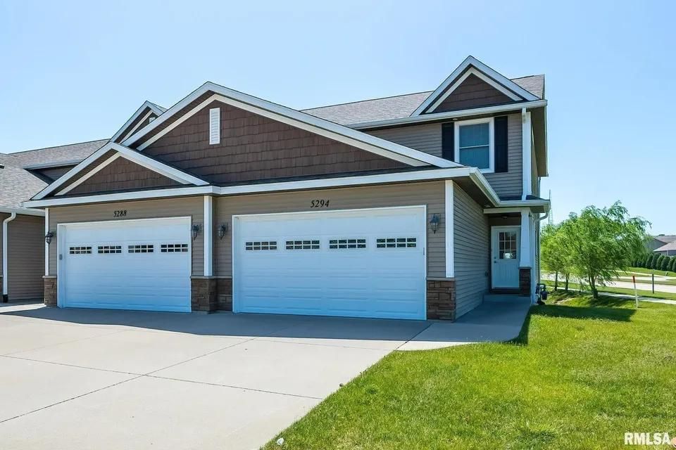5294 Pandit Drive, Bettendorf, IA 52722
