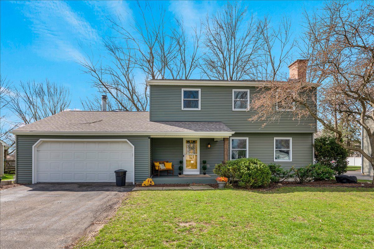 940 Orchard Court — Batavia, IL 60510