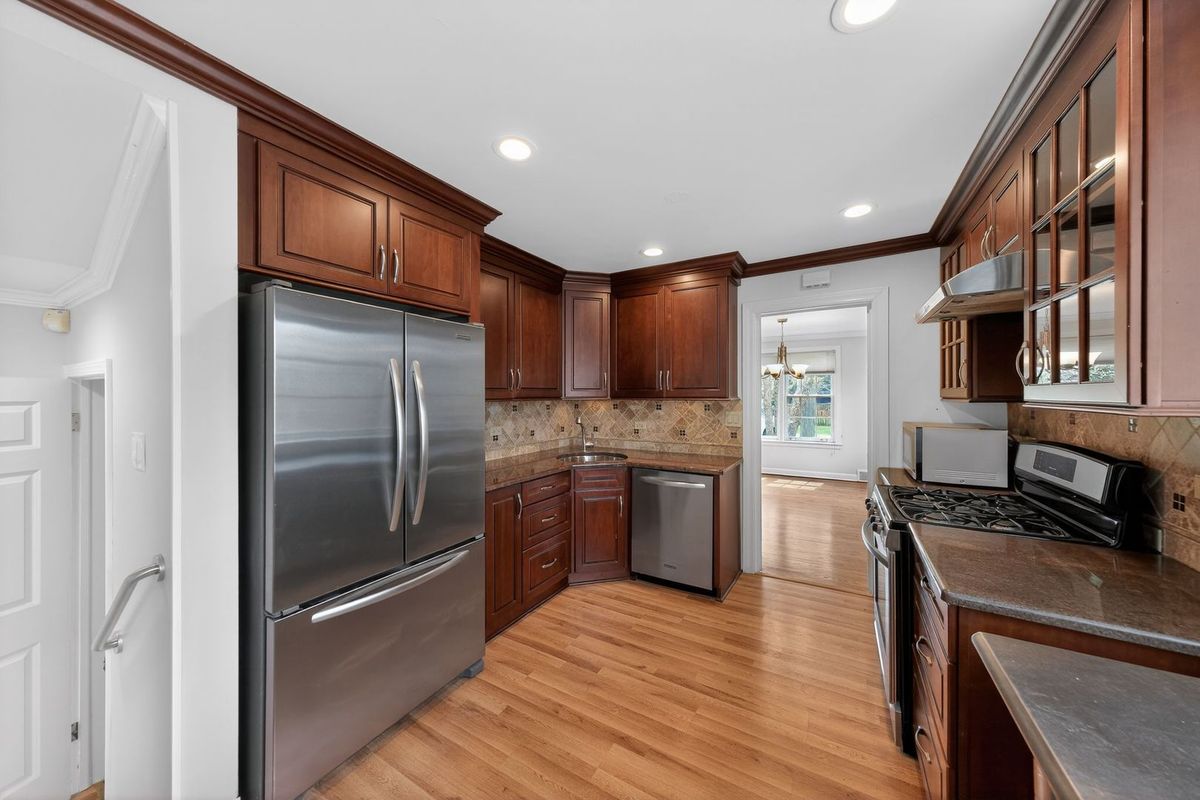 1945 Bosworth Lane, Northfield, IL 60093