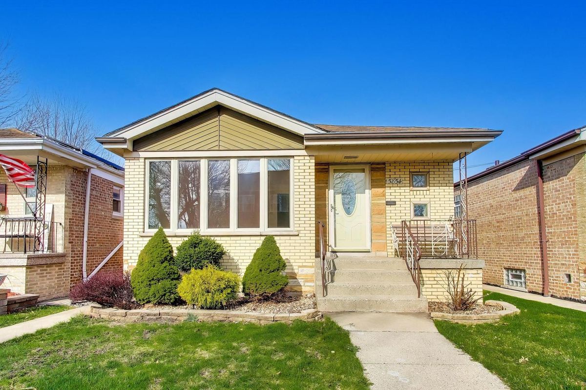 5854 Mason Avenue, Chicago, IL 60638