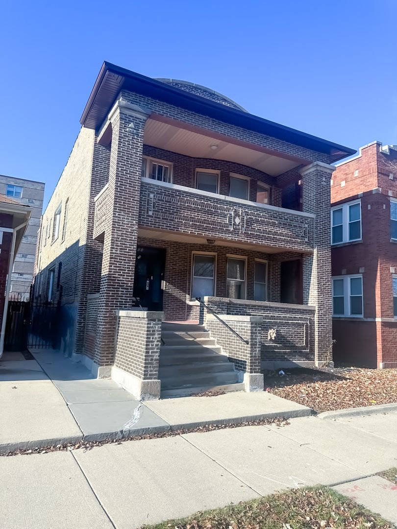 8004 S May Street — Chicago, IL 60620