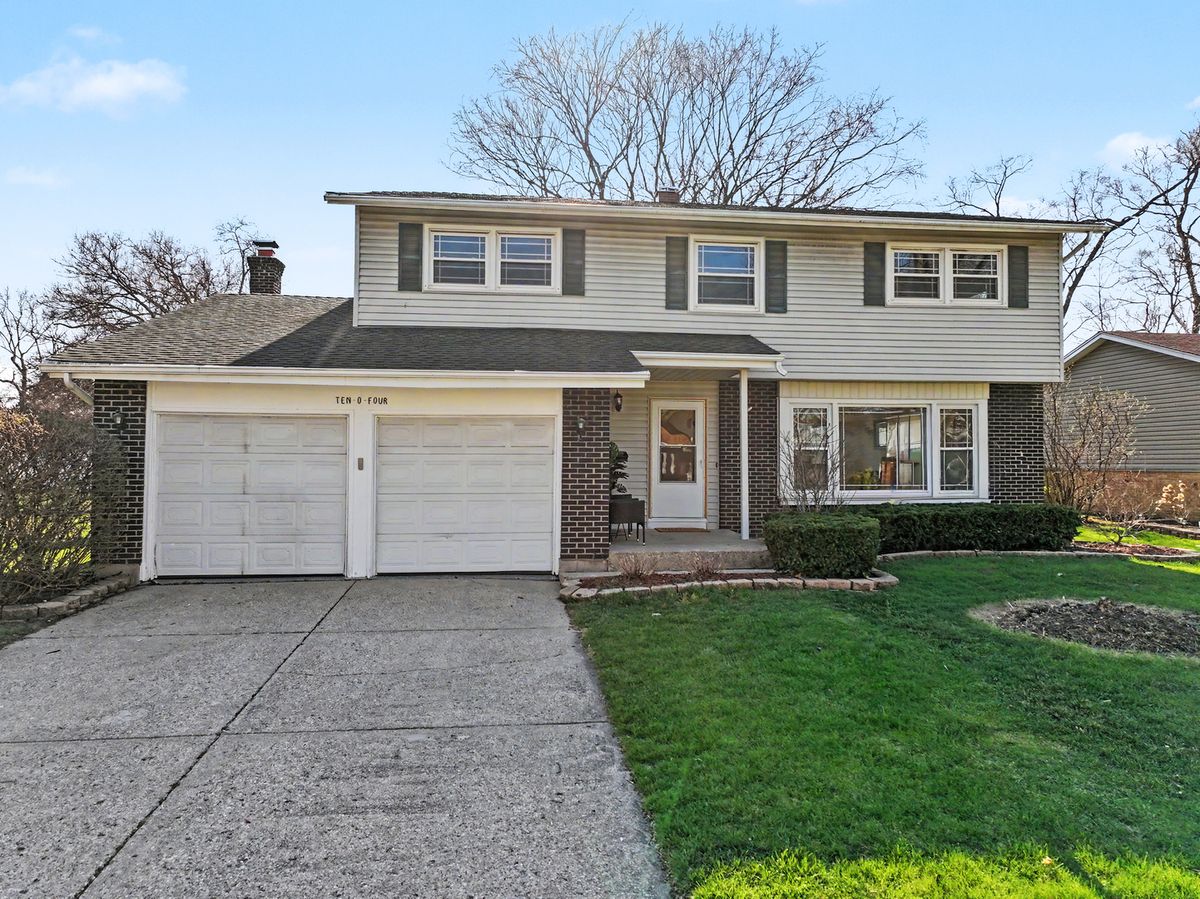 1004 Greenfield Lane, Mount Prospect, IL 60056