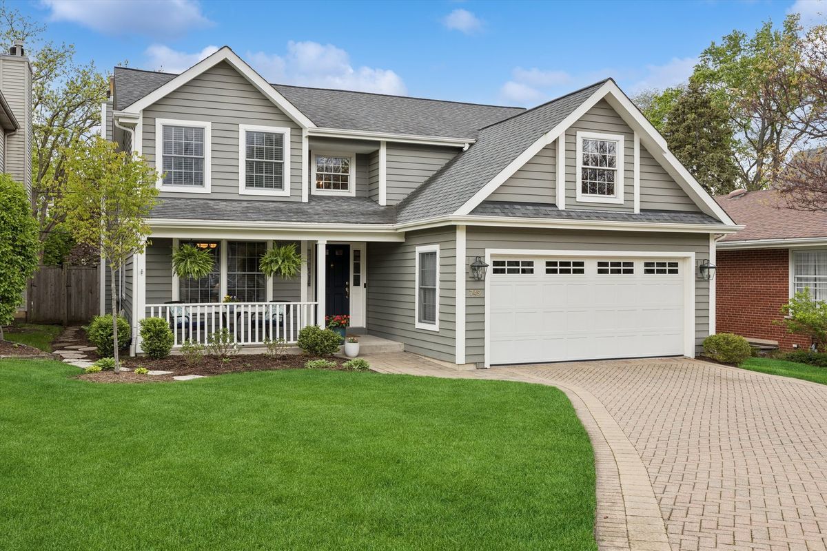 749 Summit Street, Downers Grove, IL 60515