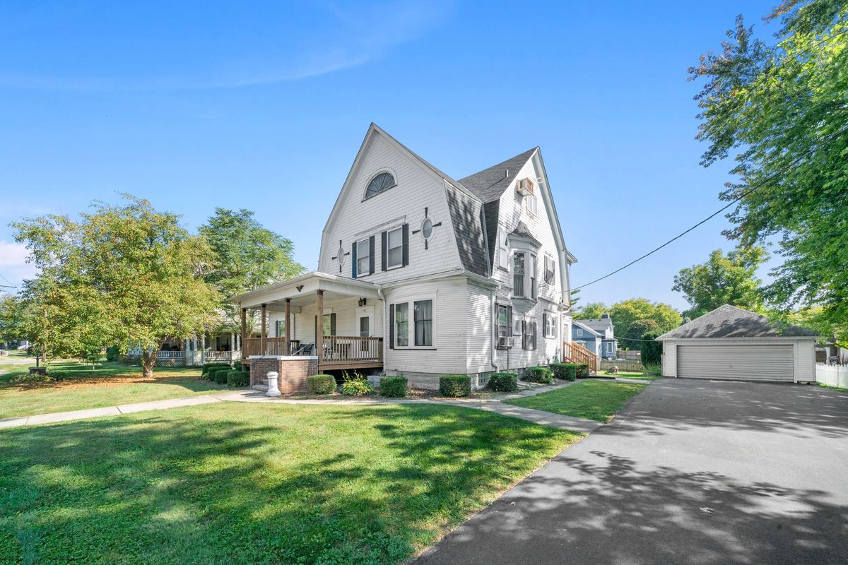 407 Ottawa Street, Earlville, IL 60518