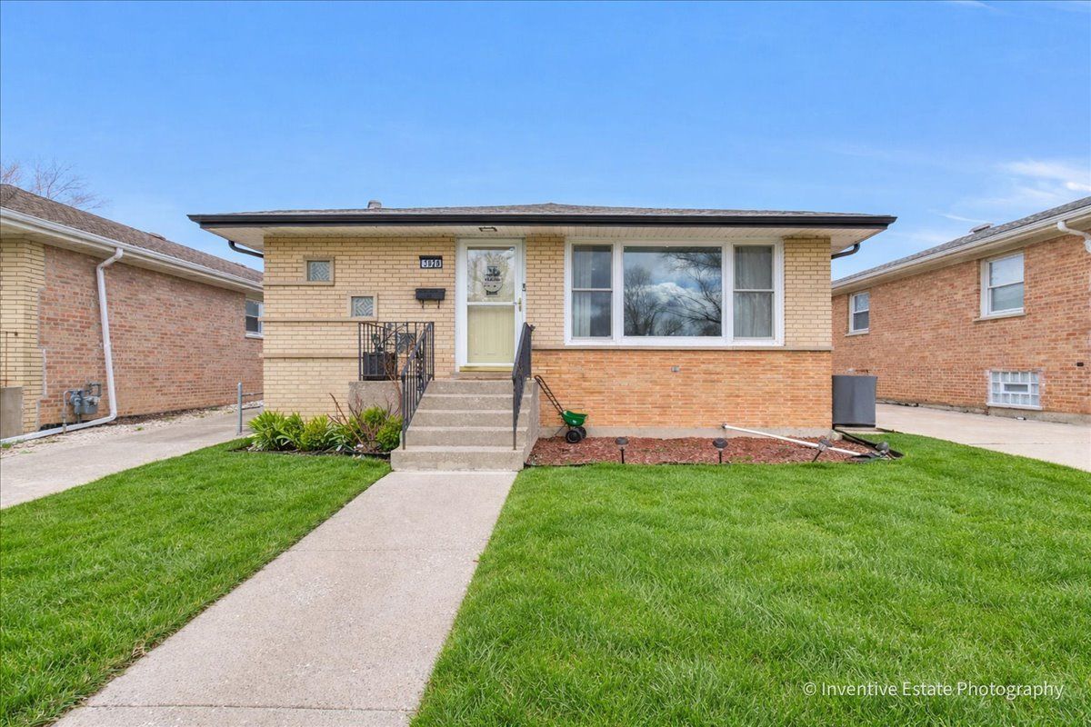 3828 W 116TH Place — Alsip, IL 60803
