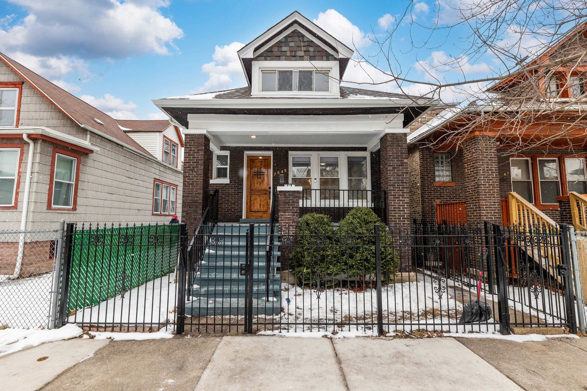 7545 Rhodes Avenue, Chicago, IL 60619