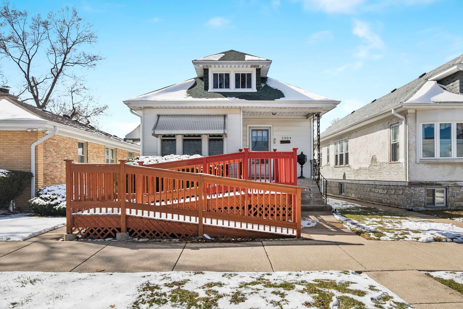 2904 N Nordica Avenue — Chicago, IL 60634