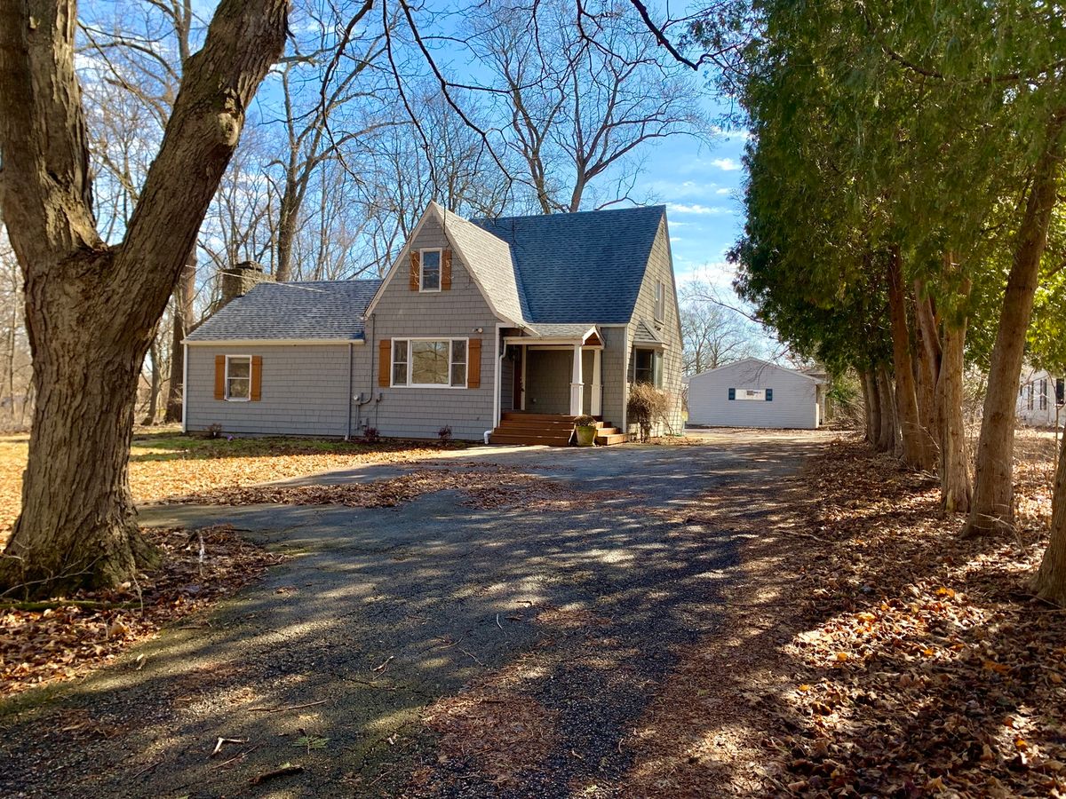 1326 Batavia Avenue, Batavia, IL 60510