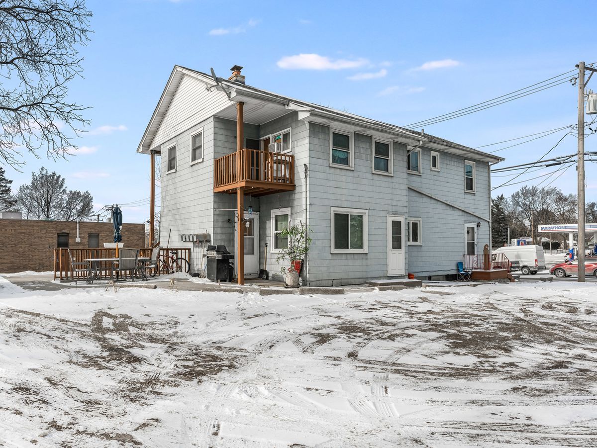 3 Main Street, Cary, IL 60013