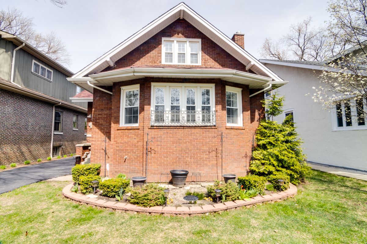 1746 104th Place, Chicago, IL 60643