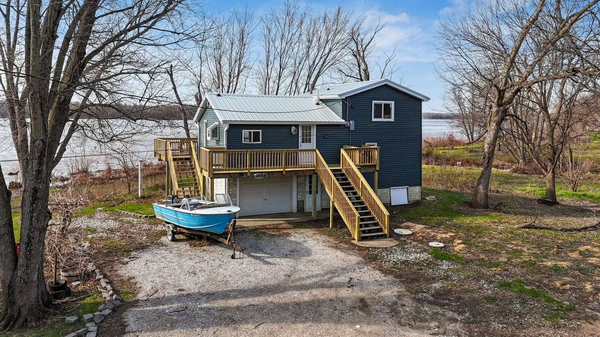 3664 Dismore Road — Muscatine, IA 52761
