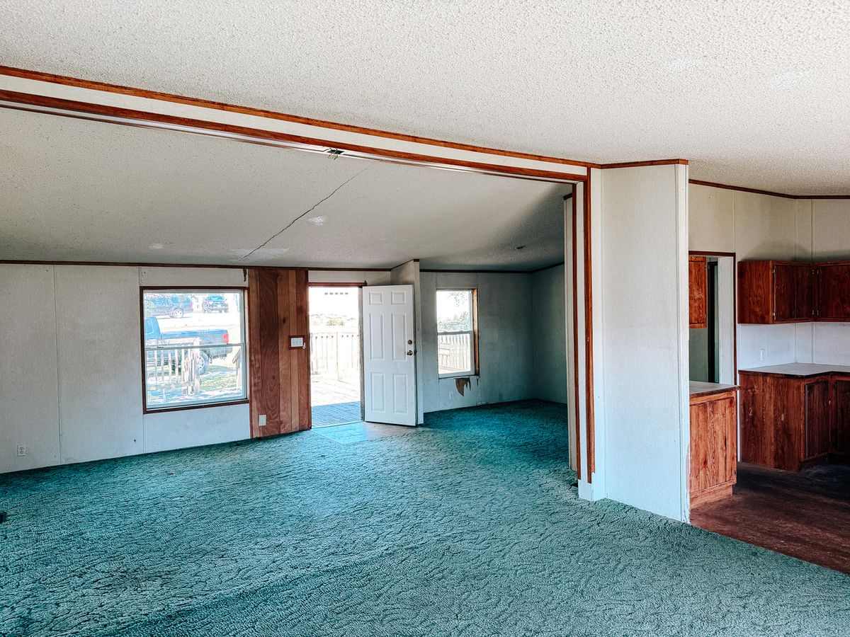 314 1/2 E Seminary Avenue, Onarga, IL 60955