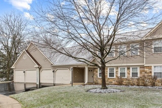 2838 Meadow Lane — Schaumburg, IL 60193