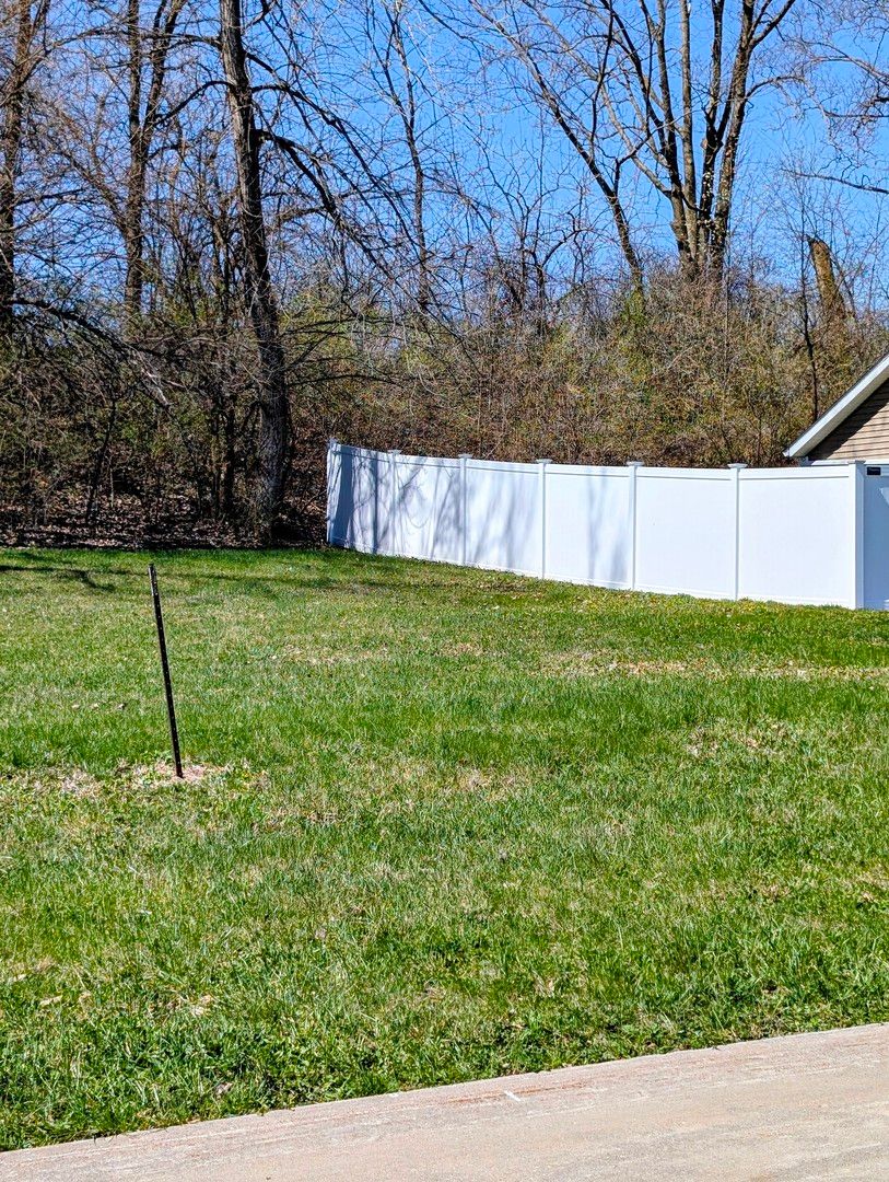 3410 Shadow Wood Court — Milan, IL 61264