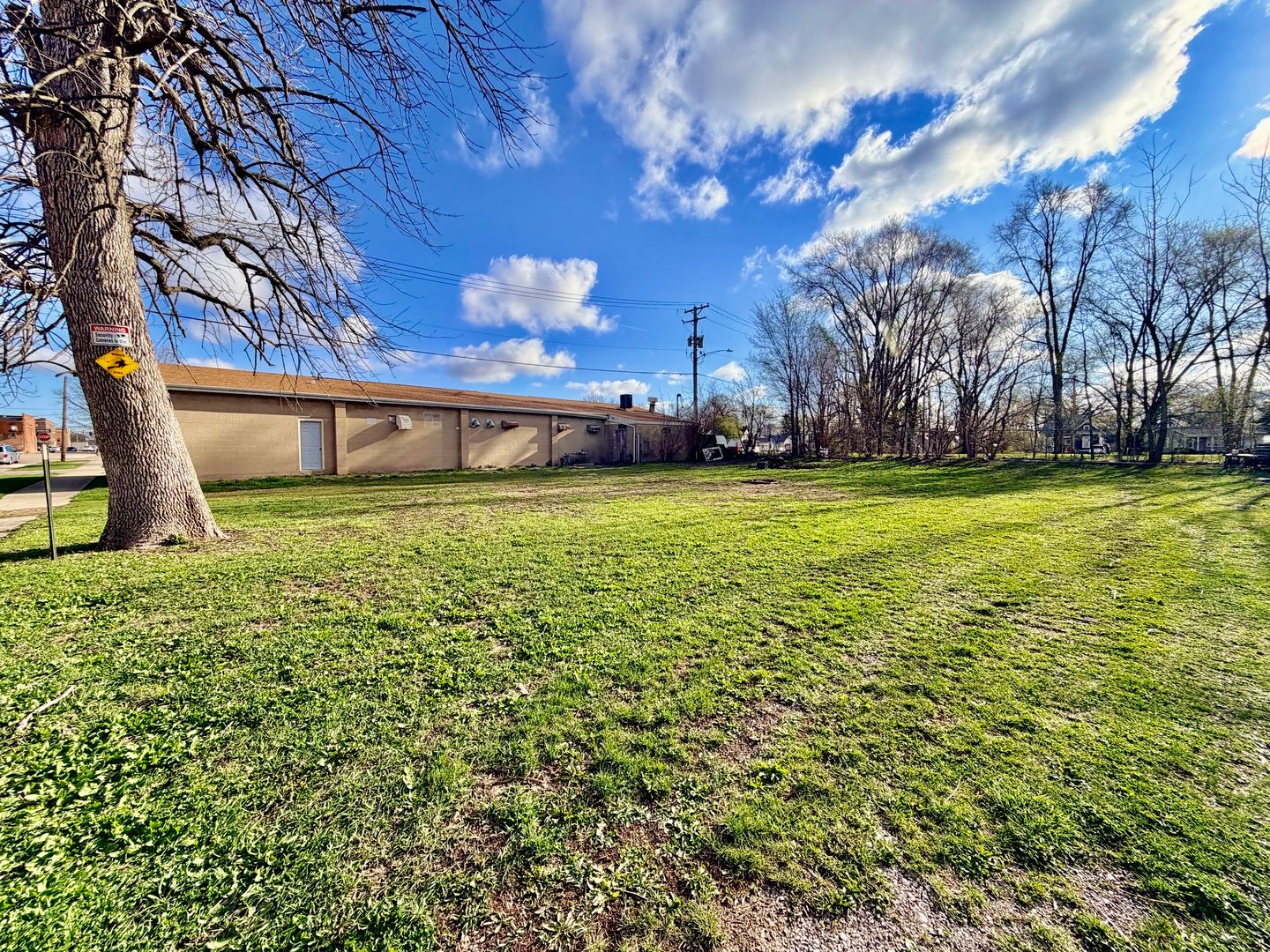 207 S Sterling Street — Streator, IL 61364