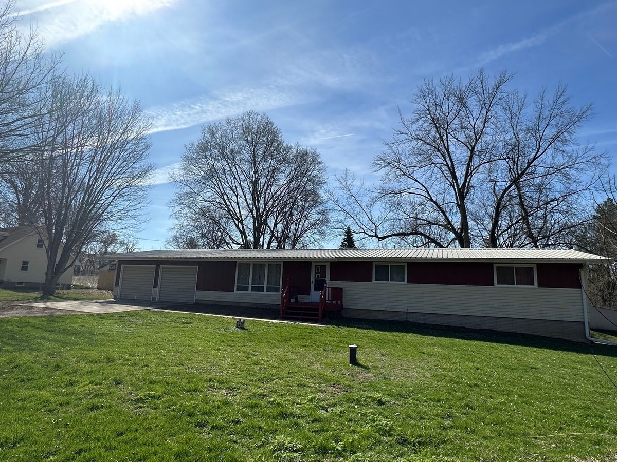 14400 3 Mile Road, Savanna, IL 61074