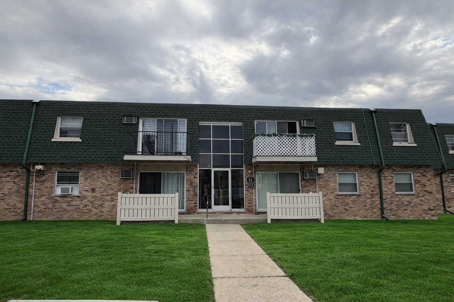 10037 S Walnut Terrace #312 — Palos Hills, IL 60465