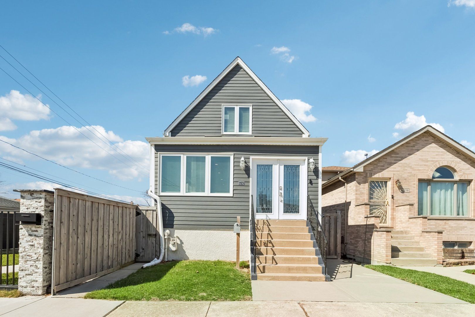 6242 S Nashville Avenue — Chicago, IL 60638