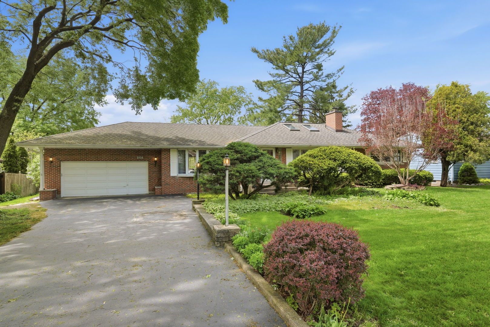 3934 Elm Street — Downers Grove, IL 60515