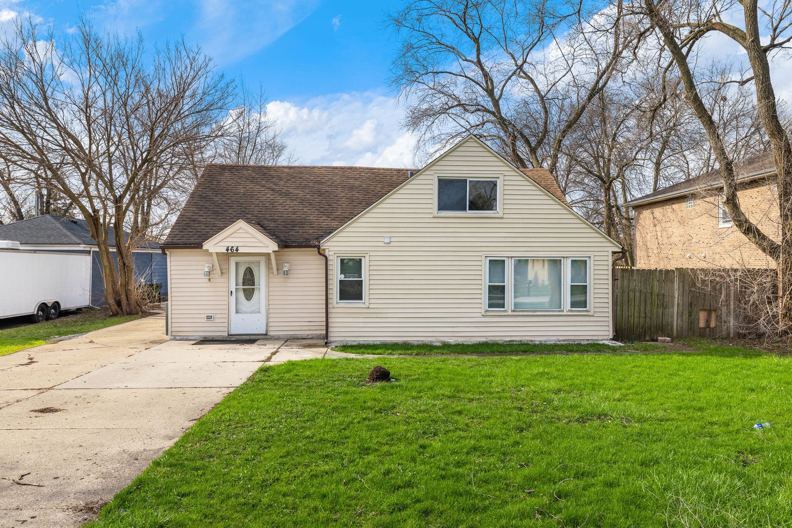464 Itasca Street — Wood Dale, IL 60191