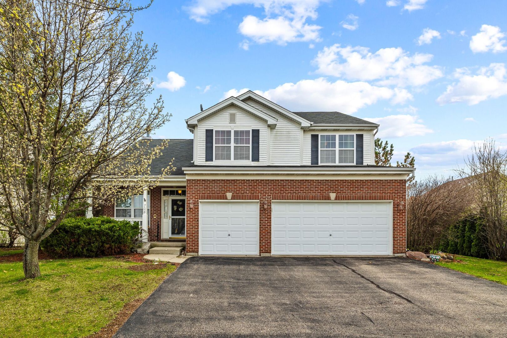 708 Verdi Street — Woodstock, IL 60098