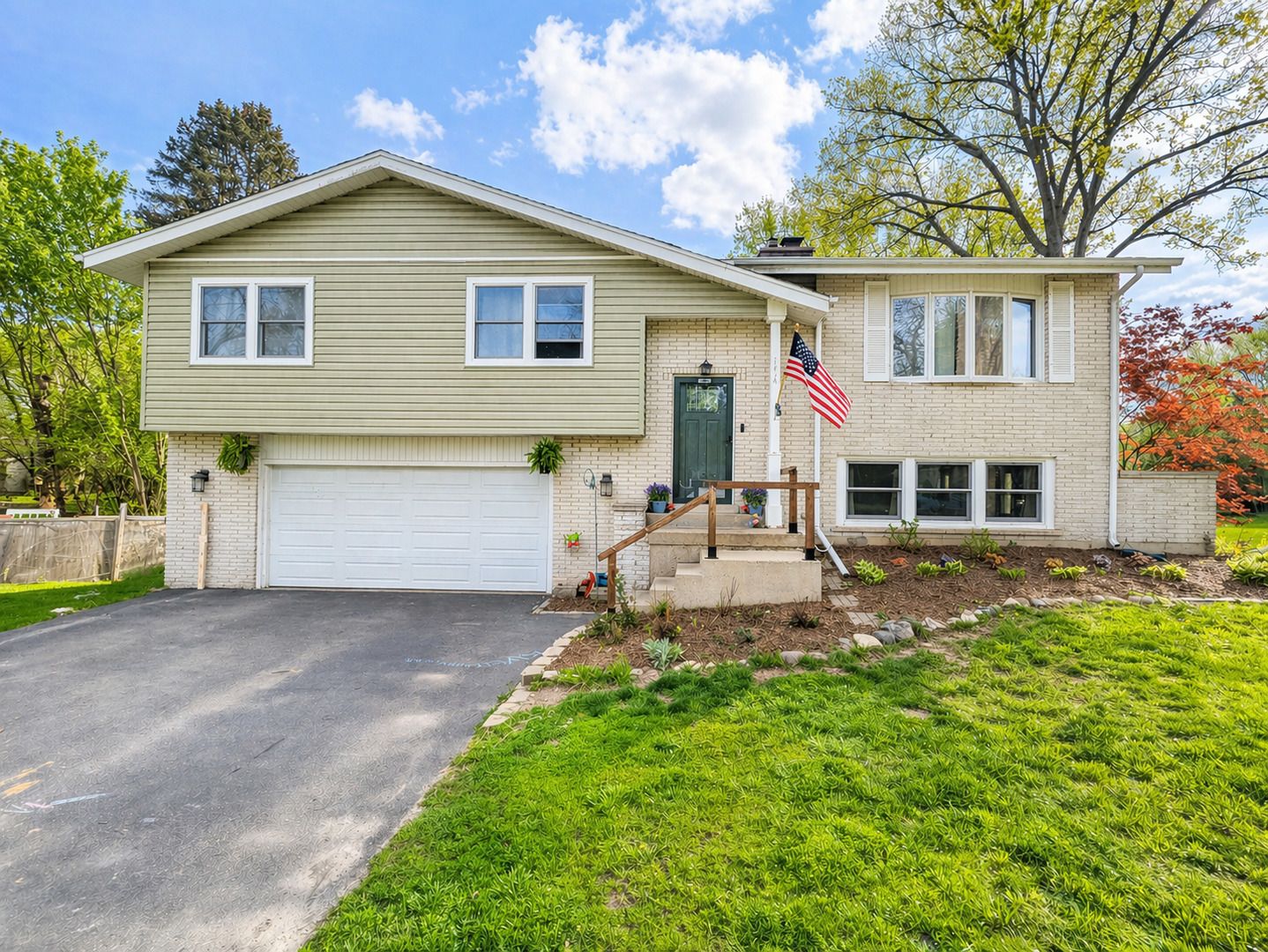 1214 Jill Peak Drive — Sleepy Hollow, IL 60118