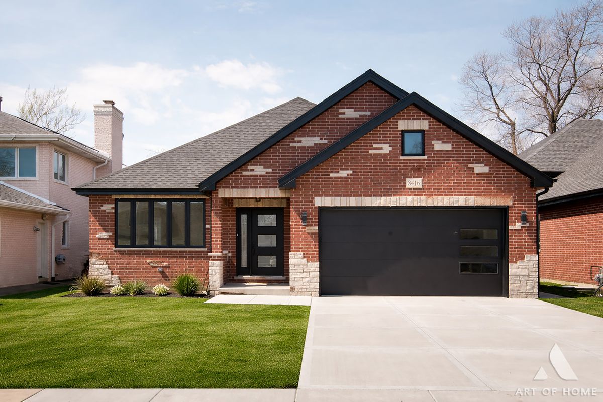 8416 Mansfield Avenue, Burbank, IL 60459