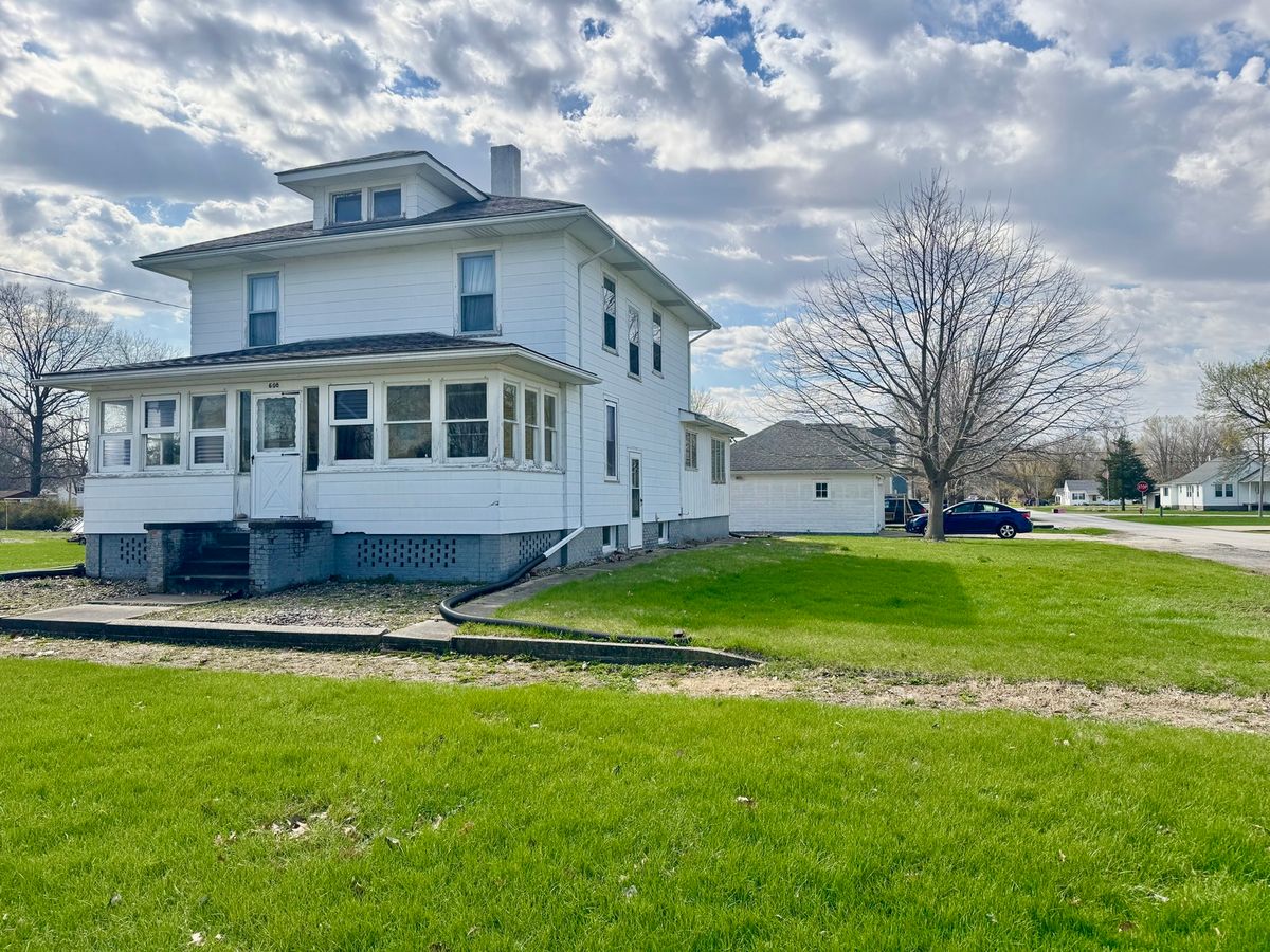 608 Main Street, Aledo, IL 61231