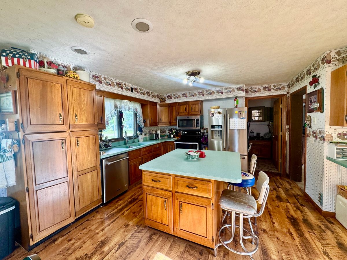 608 W Main Street, Aledo, IL 61231