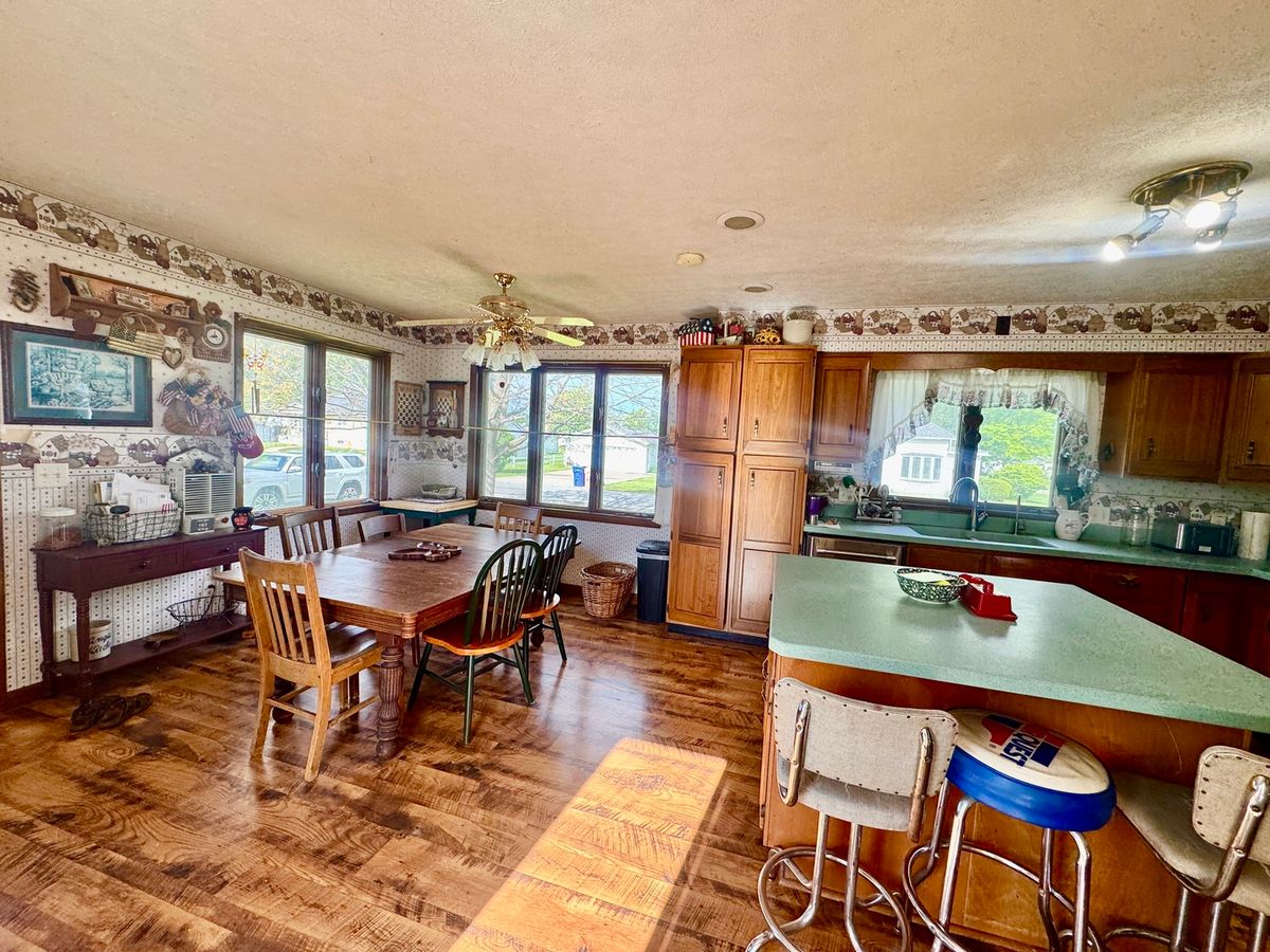 608 W Main Street, Aledo, IL 61231
