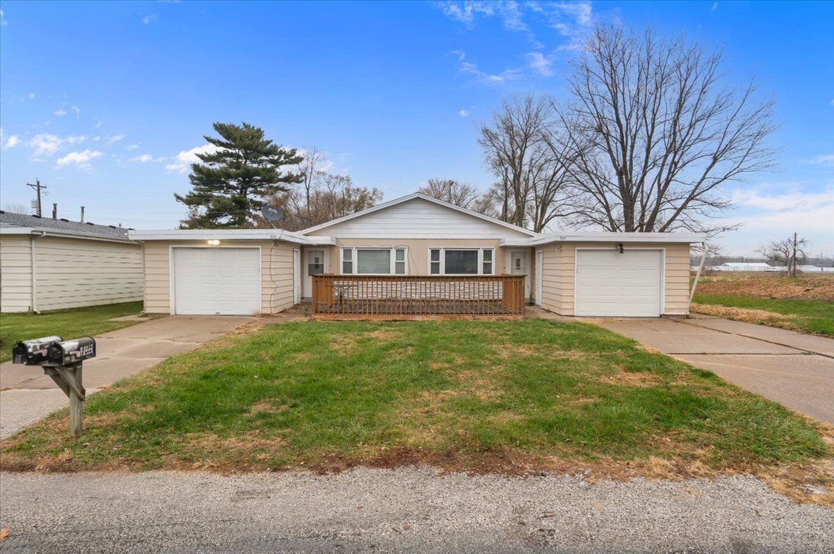 925 2nd Avenue — Milan, IL 61264