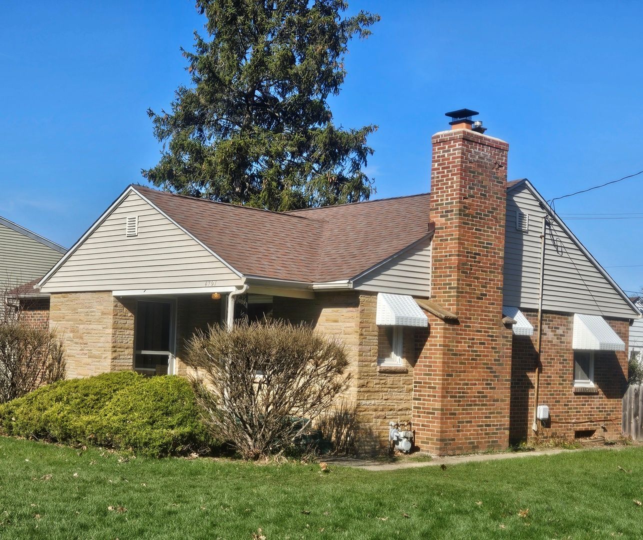 4701 ILLINOIS Street — Loves Park, IL 61111