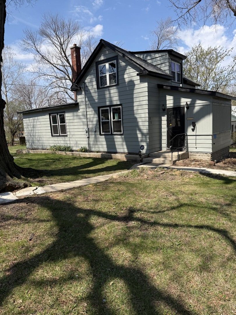 105 N Pearl Street — Willow Springs, IL 60480