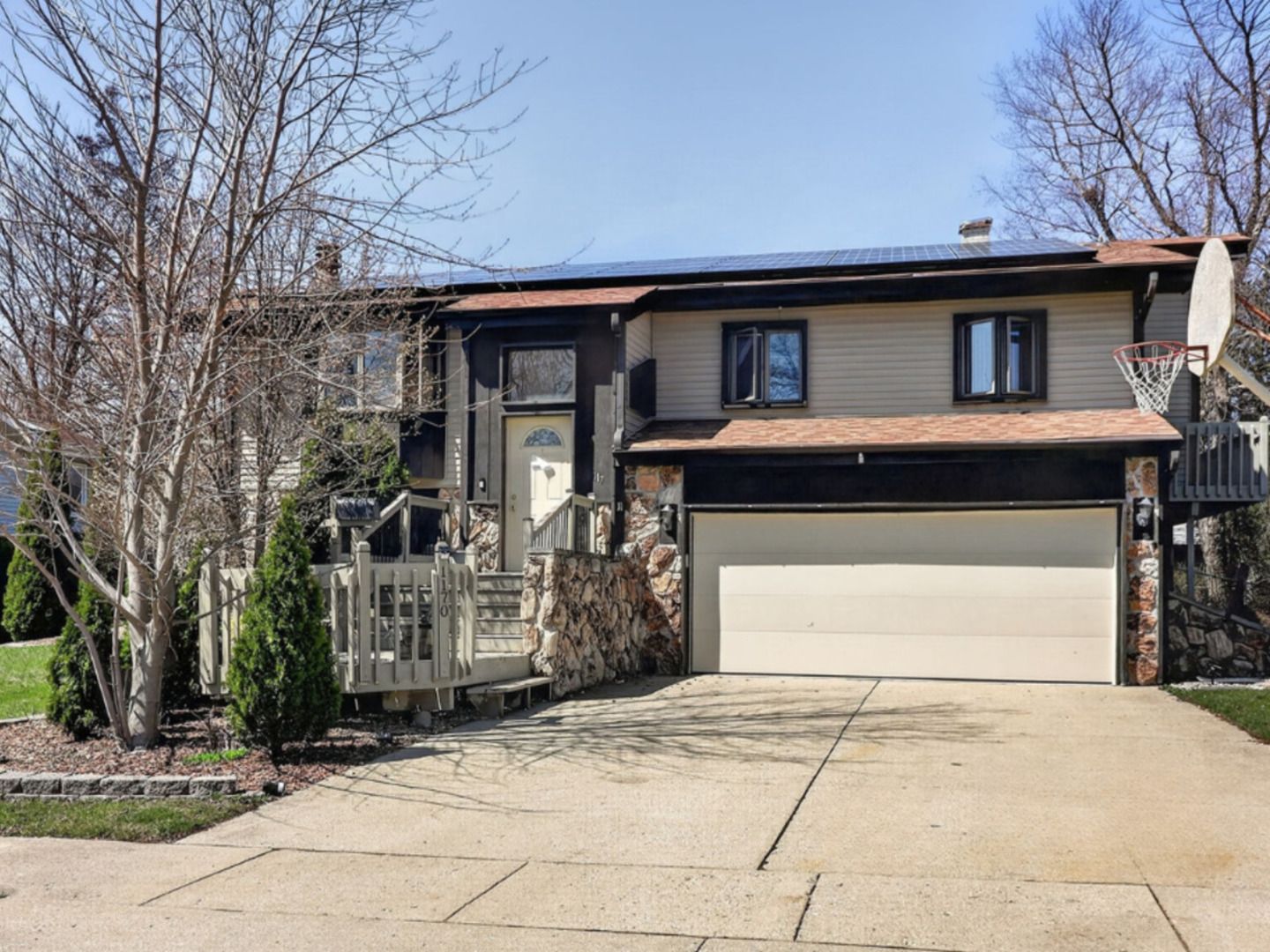 1170 Lancaster Court — Hoffman Estates, IL 60195