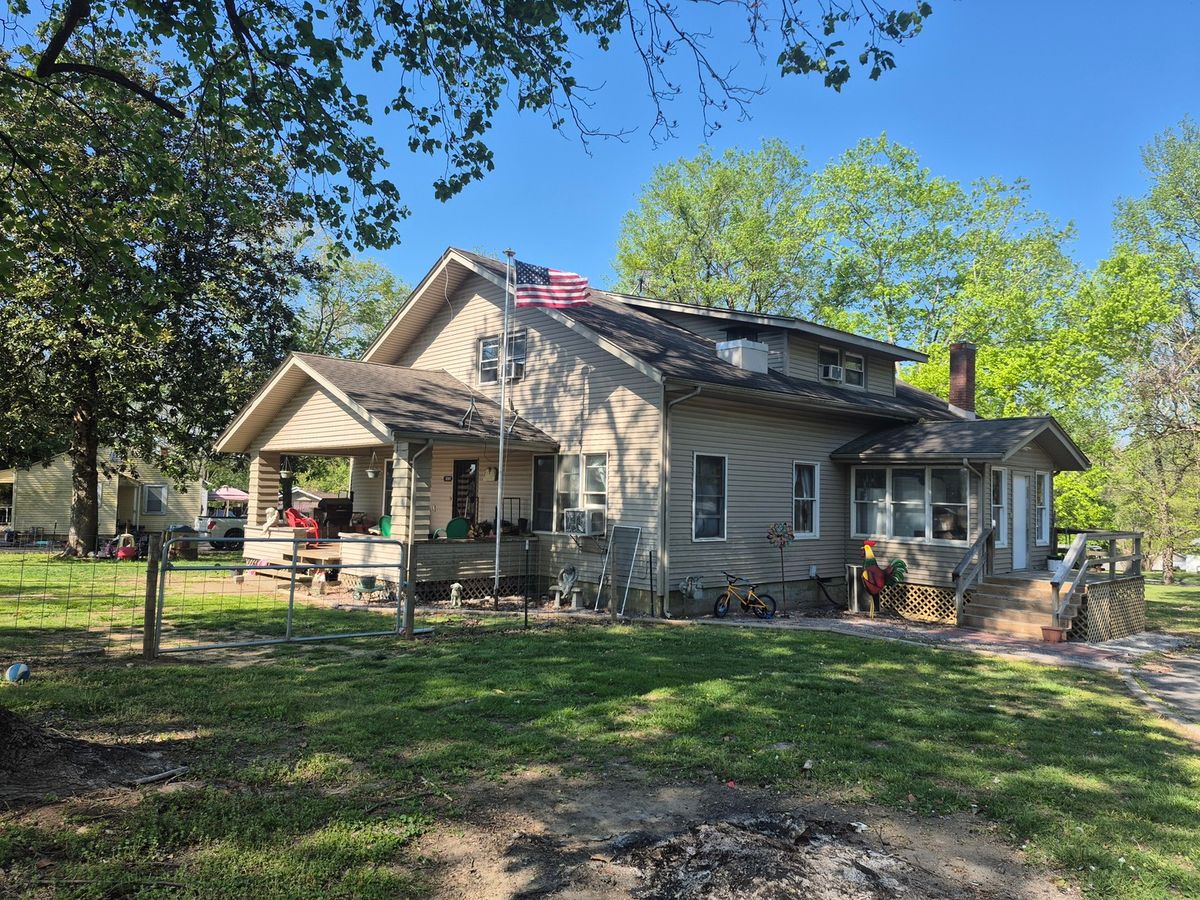 1201 Fairview Road, Rosiclare, IL 62982