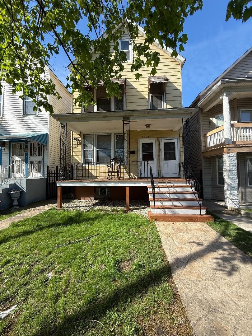 8328 S Baker Avenue — Chicago, IL 60617