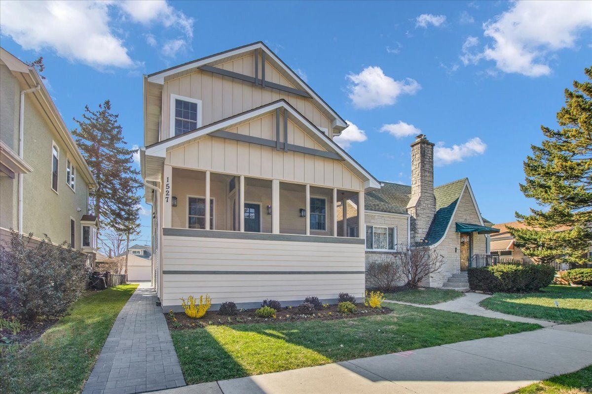 1527 Elgin Avenue — Forest Park, IL 60130