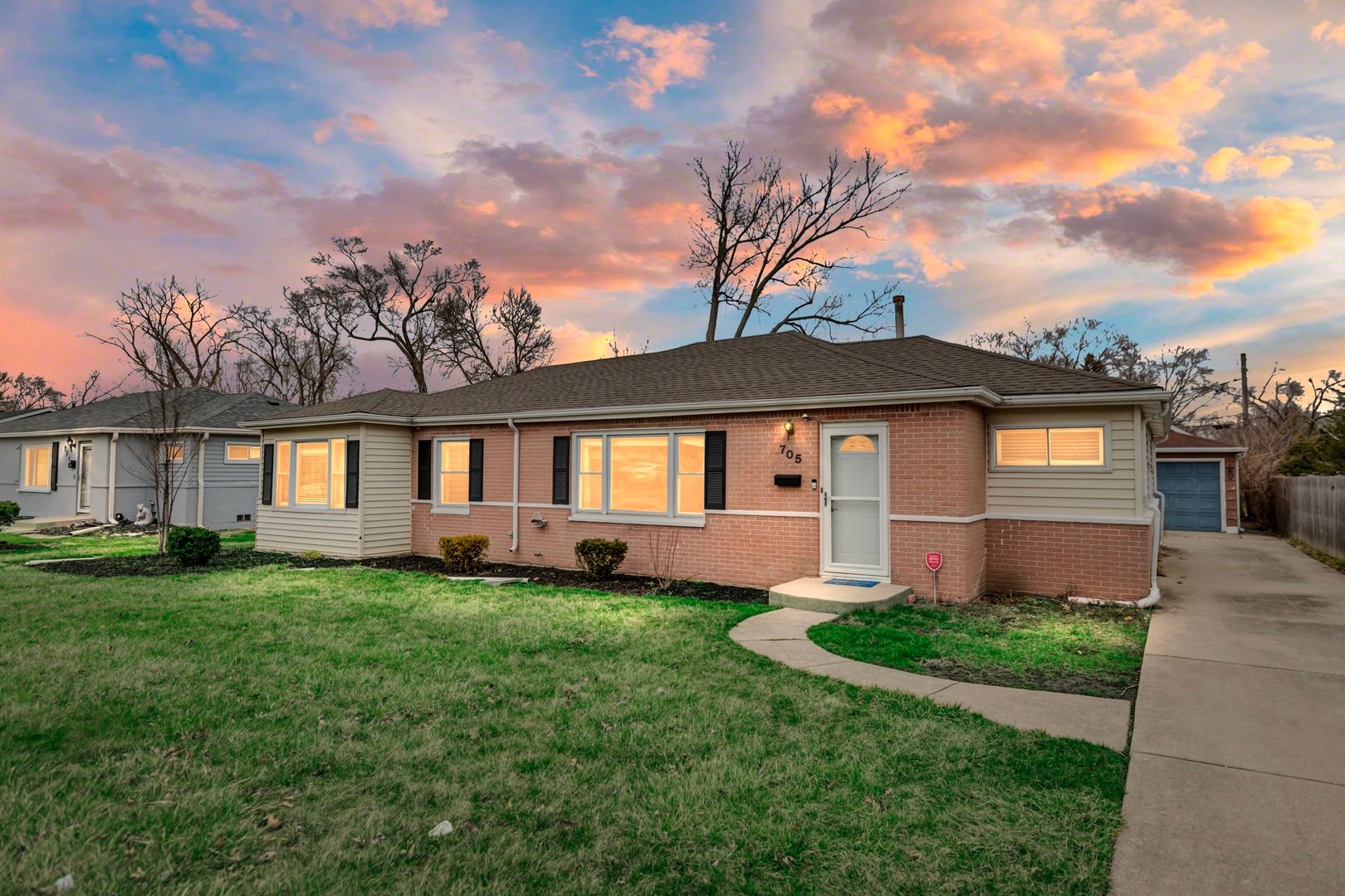 705 Cumberland Street — Hoffman Estates, IL 60169