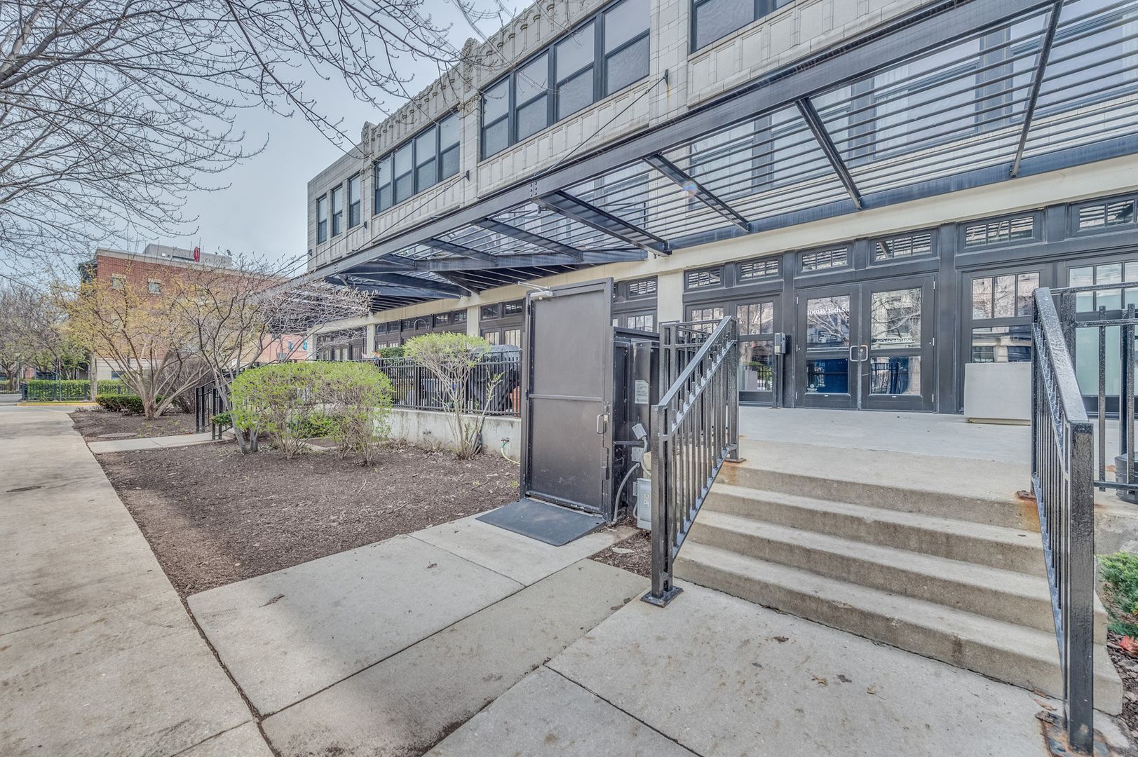 1001 W 15th Street #317 — Chicago, IL 60608