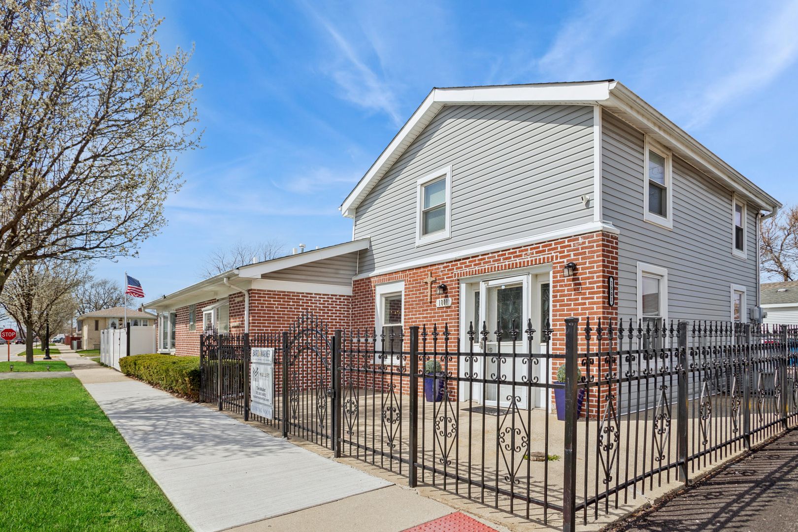 1801 N 39th Avenue — Stone Park, IL 60165