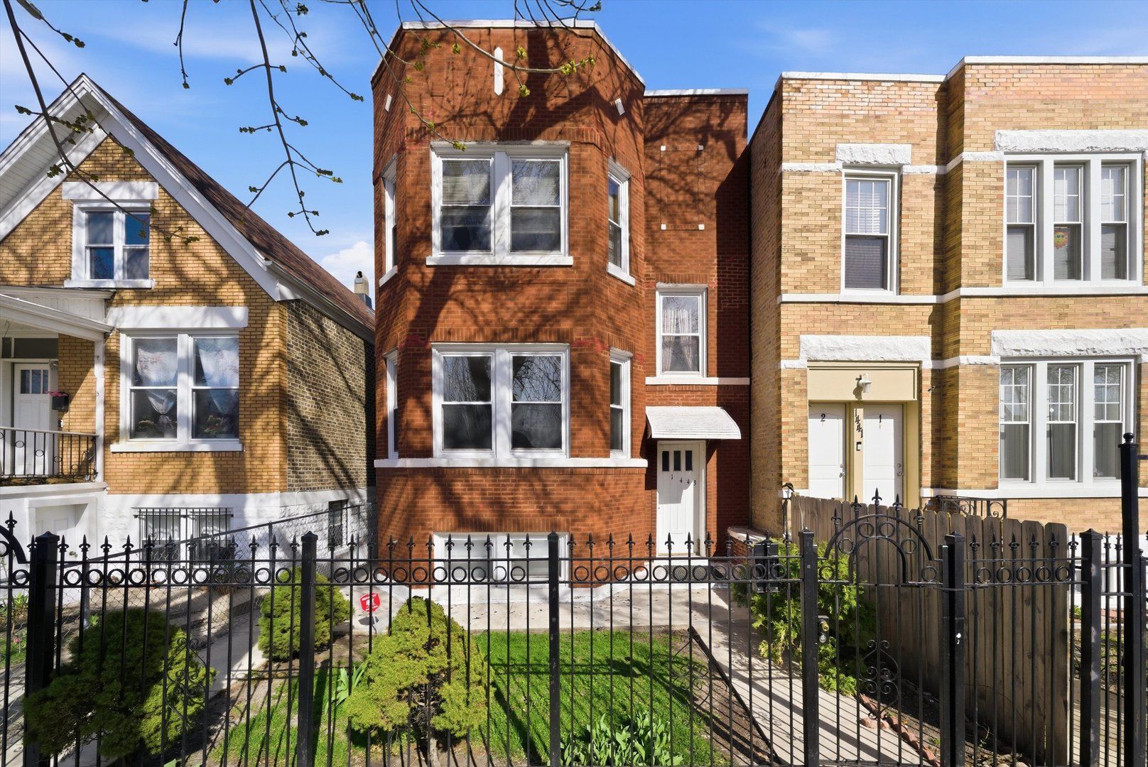 1443 N Hamlin Avenue — Chicago, IL 60651